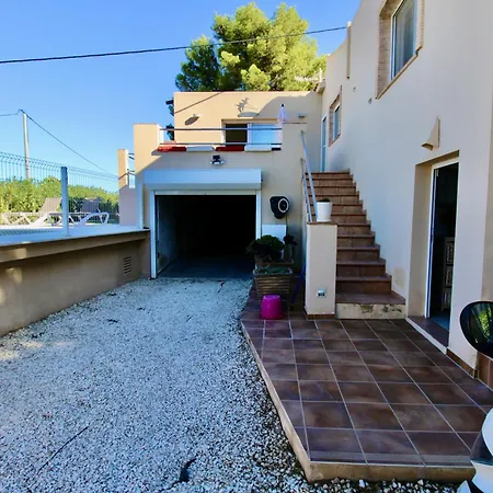 Betty Tatil Evi *